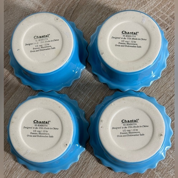 4 Chantal Scalloped Baking Dish Blue Bake Freeze Stonewear 1/2 Cup - Picture 4 of 9